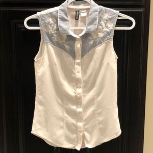 Western looking button down top